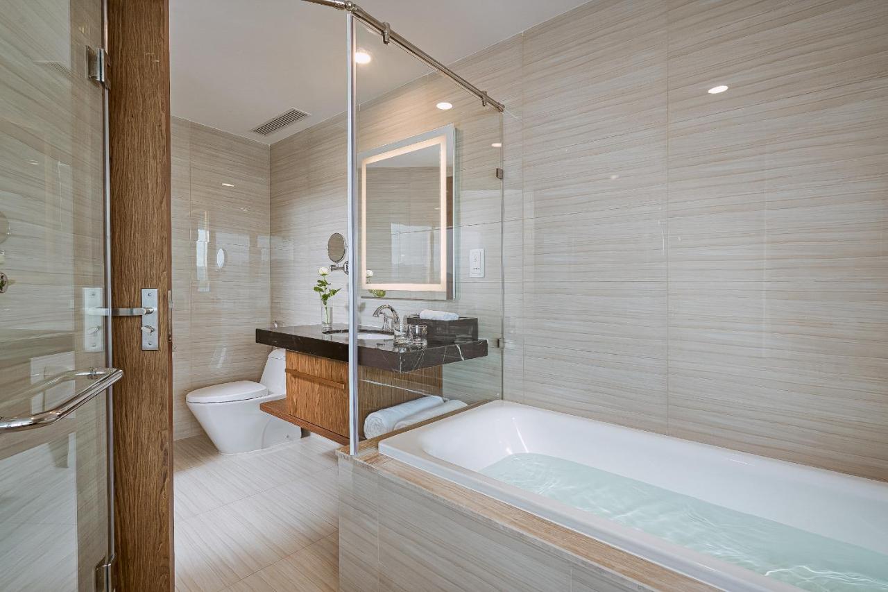 Az Five Stars Ocean View Apartment Nha Trang Exterior photo